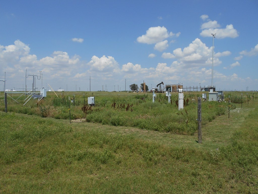 Other data for Feingold’s most recent ASR project will come from ARM’s Southern Great Plains atmospheric observatory. Above is a northwest view of the facility’s E11 satellite station near Byron, Oklahoma.